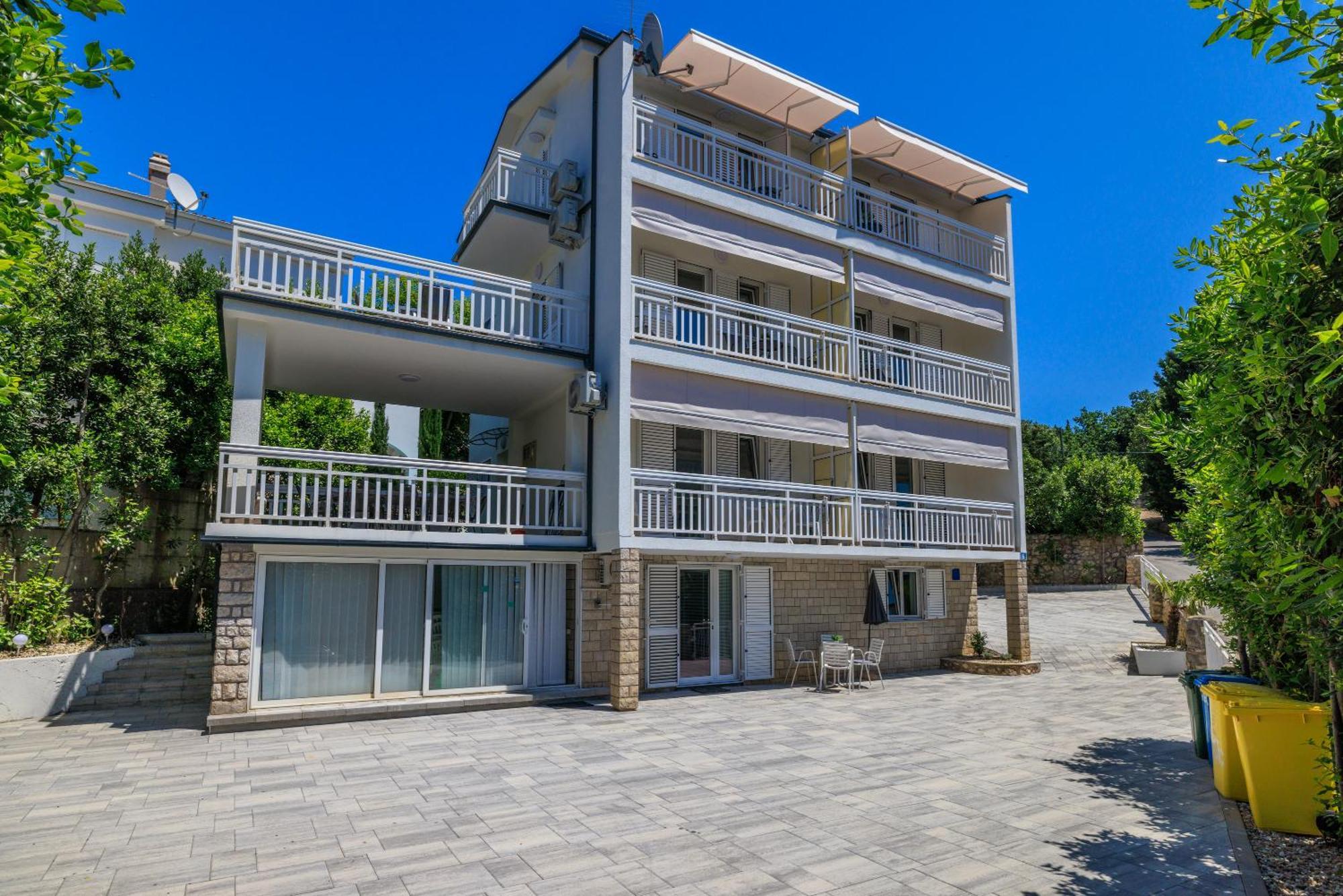 Apartments Podvezanec Crikvenica Exteriör bild